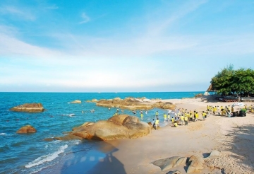 BIỂN LONG HẢI - CĂN CỨ NÚI MINH ĐẠM 